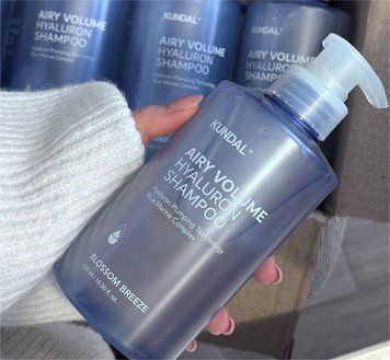 Шампунь зволожувальний Квітковий бриз Kundal Airy Volume Hyaluron Shampoo Blossom Breeze 500 мл 774523 фото